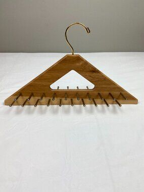 Cedar Tie & Belt Rack - Holds 40 Ties or Belts